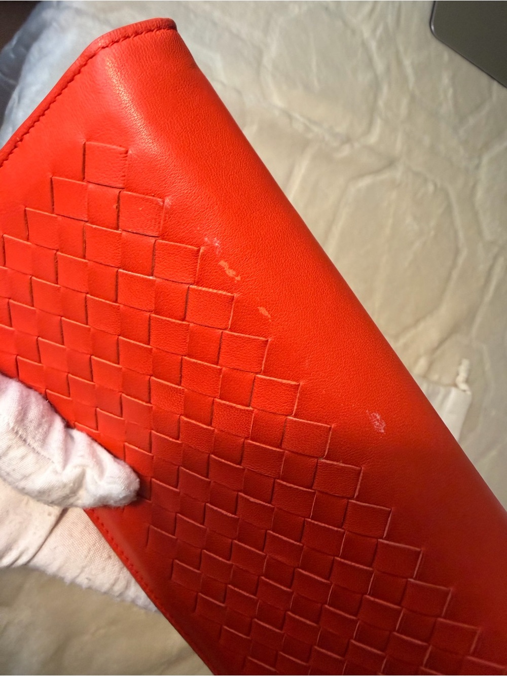 Bottega Veneta Orange Intrecciato wallet on chain - Picture 15 of 16